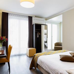 Double Room City Side